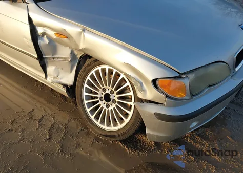 2003 BMW 330Xi z USA, uszkodzony, nr VIN WBAEW53473PG20291